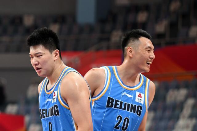 pg电子-首钢进攻全面提速 临近季后赛老将状态回暖