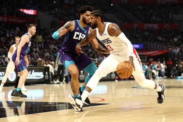 pg模拟器-末节打出22比0一波流！快艇手感回暖收获四连胜